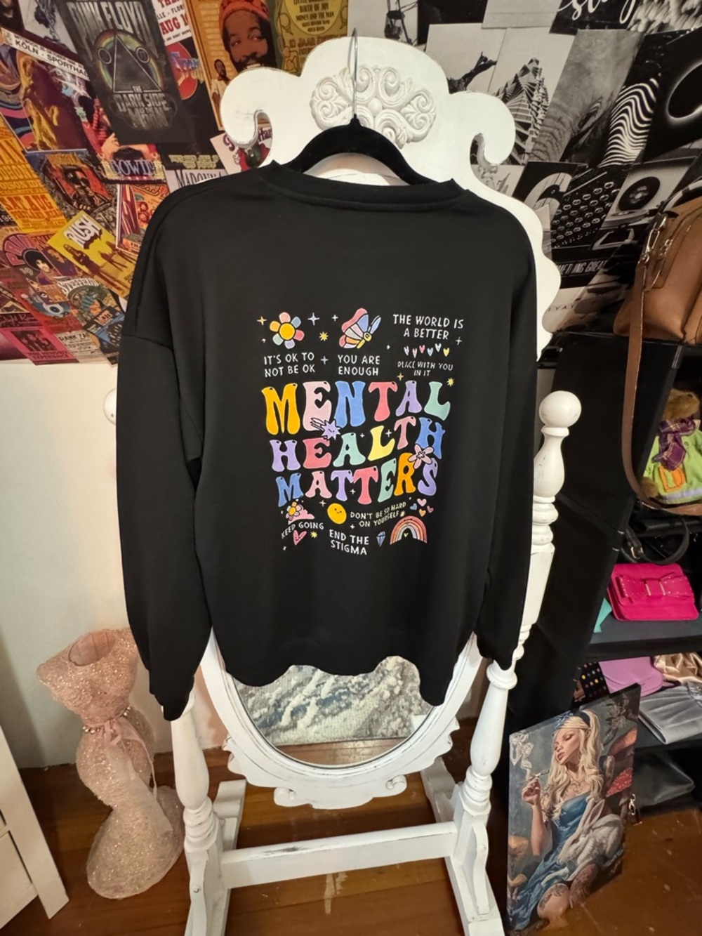 Mental Health Matters Graphic Sweatshirt - Black
